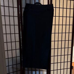 Zara Elegant Black Pencil Skirt size M Like New, worn once